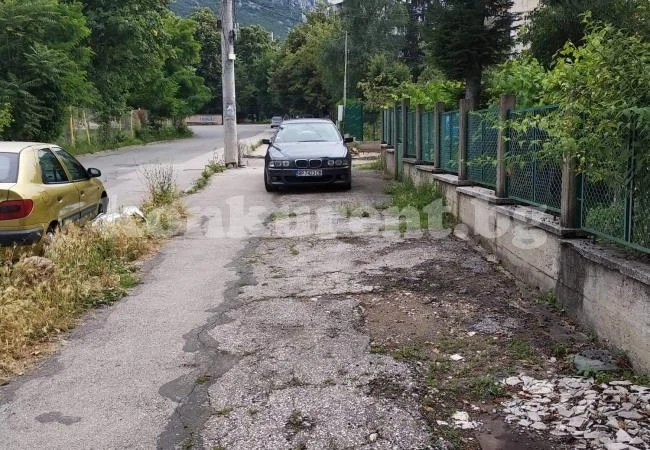 Да паркираш по врачански СНИМКИ