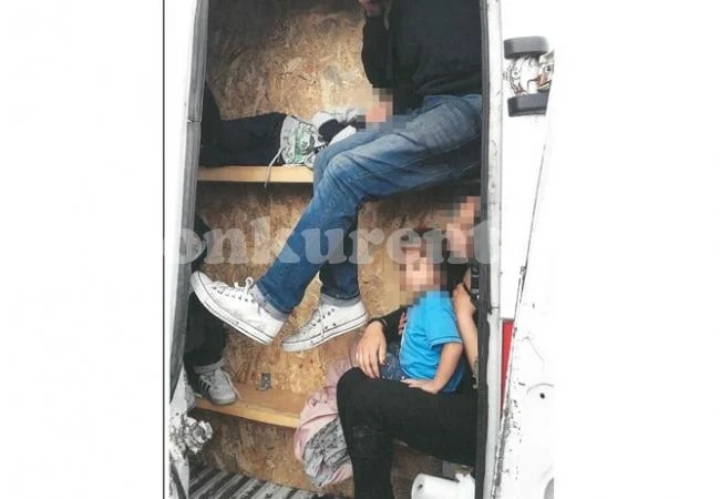 Акция “Халифакс 2”: 17 трафиканти на бежанци в ареста, крили мигранти в циганските махали на София (Обзор)