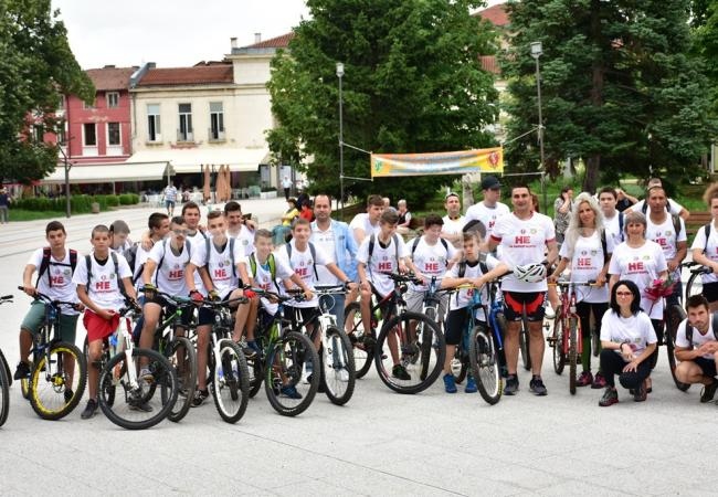 Над 100 младежи се включиха във велопохода „Не на наркотиците” във Враца
