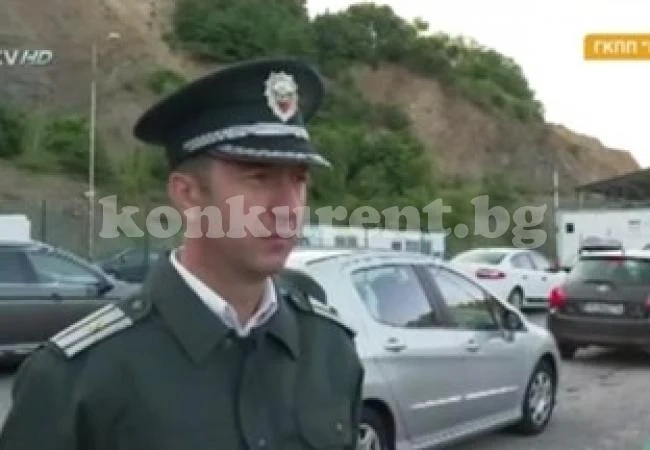 Над 13 000 коли преминали към Гърция през Маказа за 48 часа