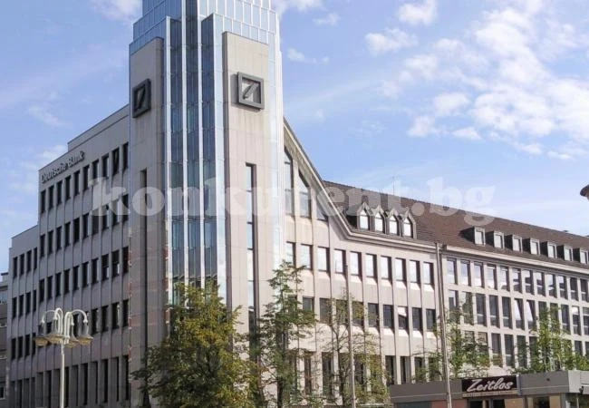 Deutsche Bank съкращава 18 000 служители до 2022 г.