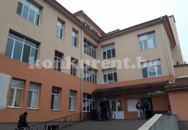 Искат нов асансьор в Бяла Слатина