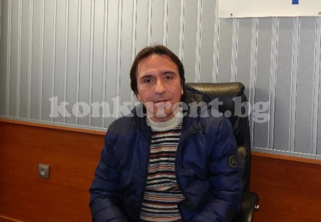 Дейвид с гранатомета вече не е директор на видинския театър