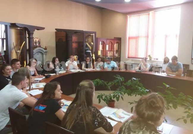 Наше училище успешно изпълни проект за бежанци и мигранти