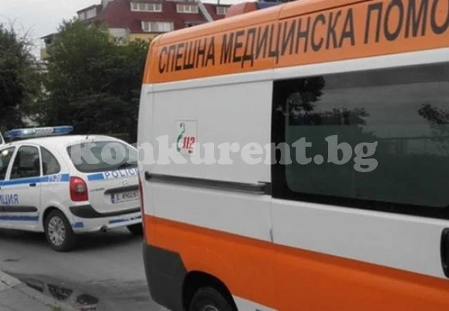 Блъснаха пешеходец, докато пресича пътя
