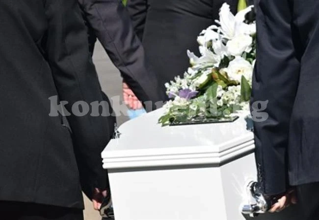 Жена възкръсна пред гробарите преди да я закопаят, лекар я обявил за мъртва