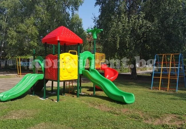 Детска градина е с нови съоръжения за игра