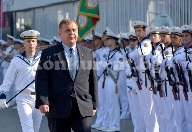Каракачанов: До края на годината ще има договор за нови кораби
