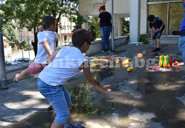 Младежкият дом се включи в дейности