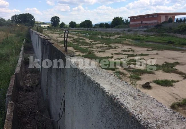Дигата, която не пази никого от нищо СНИМКИ