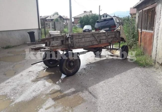 Водач на каруца загина при тежка катастрофа