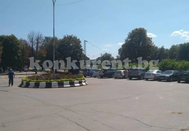 Затваря се за ремонт южното платно на ул. \