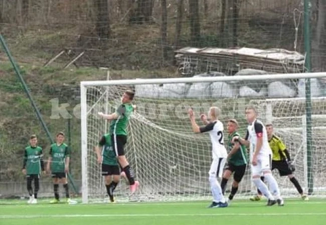 Lubi Reus и Люси Йотов носят успех на U17 в спаринг с видинчани