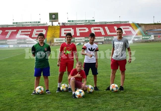 Чисти победи за U15 и U17 на „Огоста“