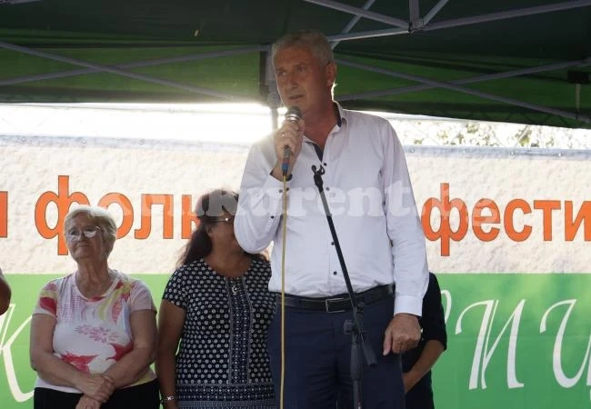 Кметът Събков на \