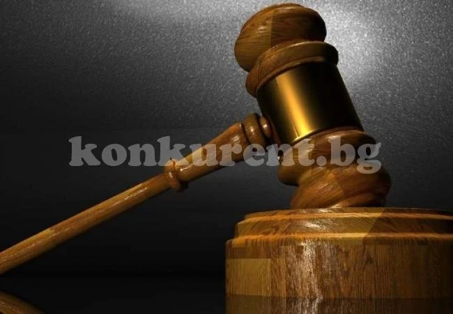 Губернатор даде на съд 3 решения на съветници