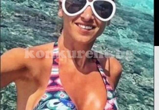 Алекс Раева се показа след раждането
