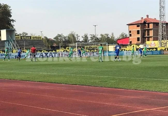 U19 губи от лидера на „Огоста”