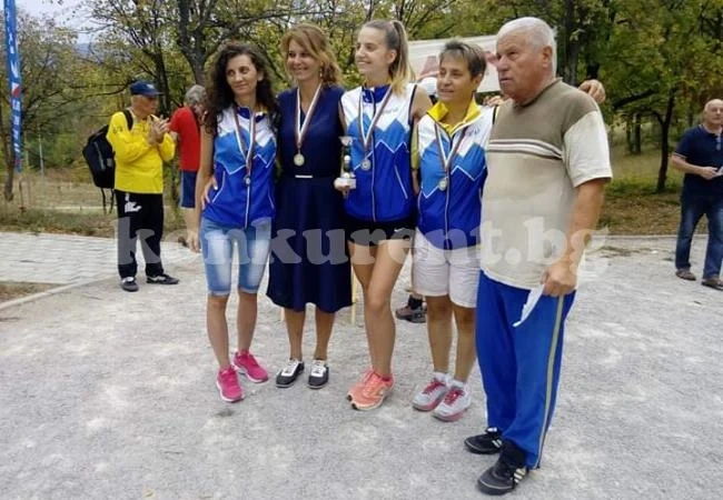 Куп медали за СКО Берковица 2000 в Перник