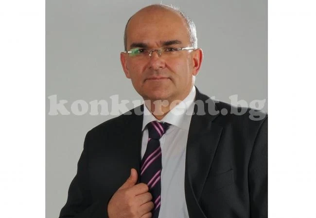 Момчил Младенов се впуска в битката за кмет на Враца