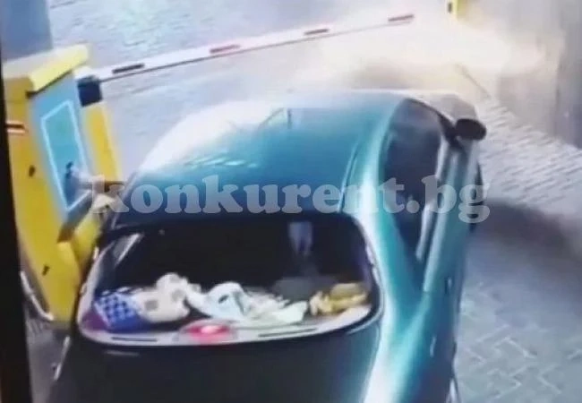 Шофьор втрещи мрежата, вижте какво направи в подземен паркинг ВИДЕО