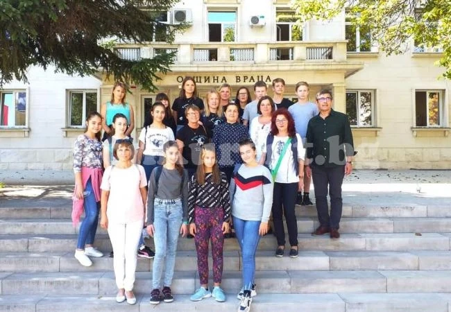Заместник-кмет посрещна делегация по проект
