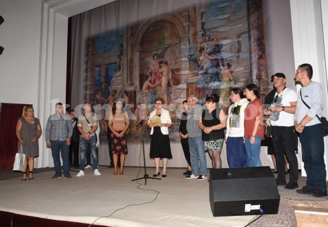 Наградиха театрали в международния фест на името на Пишурката