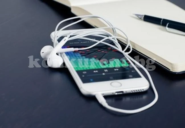 Ученичка в Казахстан загина от експлозия на смартфон до възглавницата й
