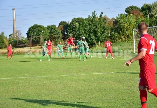 Футболен маратон предстои днес във Враца, 3 мача за Академията