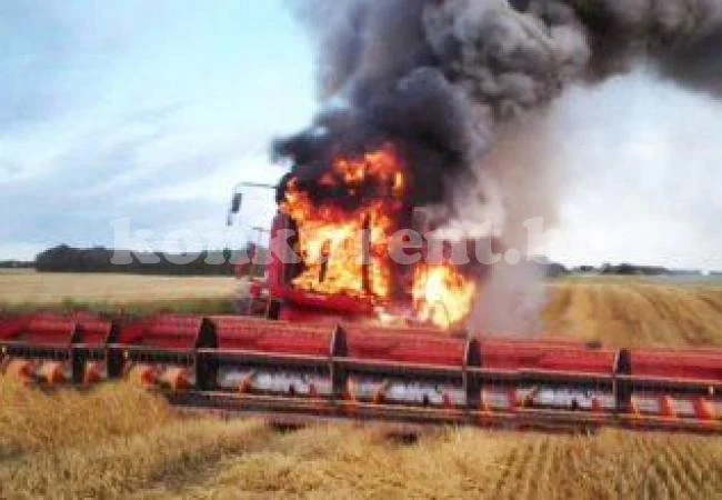 Горя комбайн във Видинско