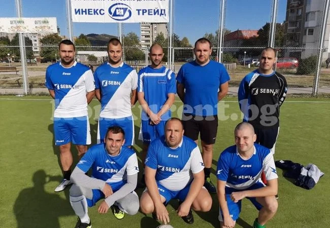 Битката за титлата в Бизнес лигата се завърза