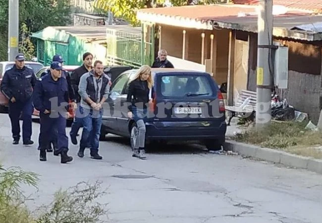 Жестоко убийство в Русе (СНИМКИ)