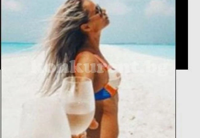 Снахата на Халваджиян пак по Малдивите