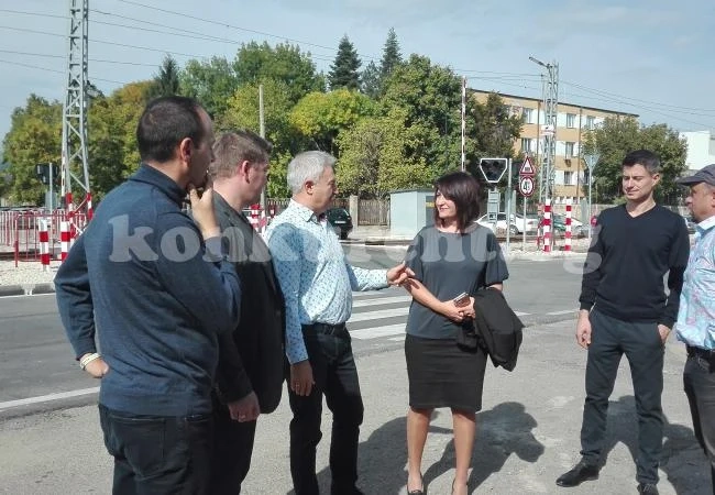 ТИР-овете на бизнеса вече си имат прелез в Монтана