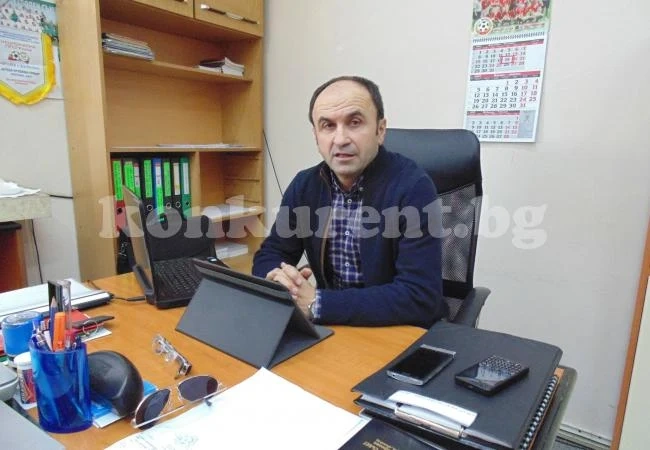 Прокурори душат футболен шеф, уволнен заради секс скандал