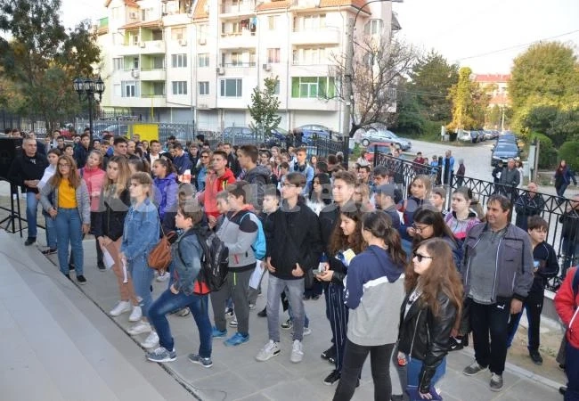 Във Видин се проведе XVI издание на Димитровденското математическо състезание