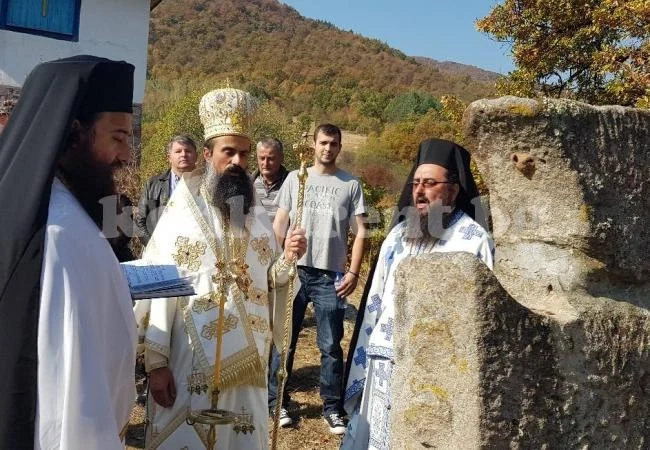 В Чипровския манастир стотици се поклониха пред Св. Йоан Рилски