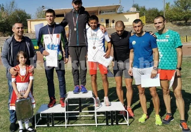 Йоло финишира първи на крос кънтри в Луковит