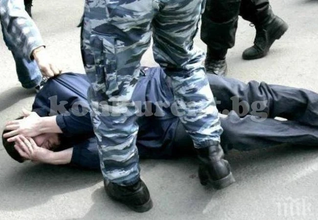 Криминален тип преби и ограби мъж в Расово