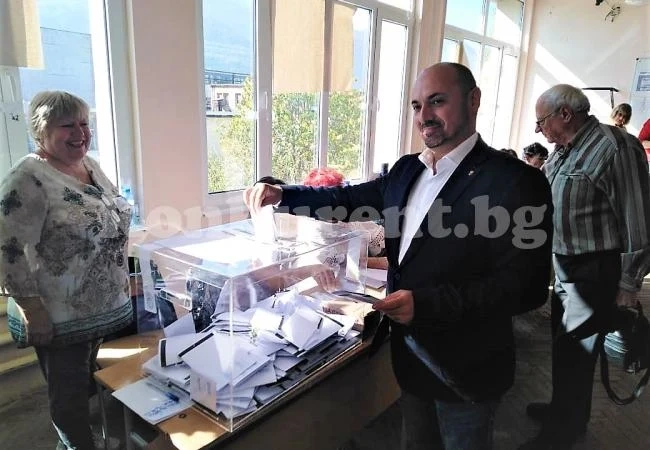 Богданов: Гласувах за повече свобода на инициативата на гражданите
