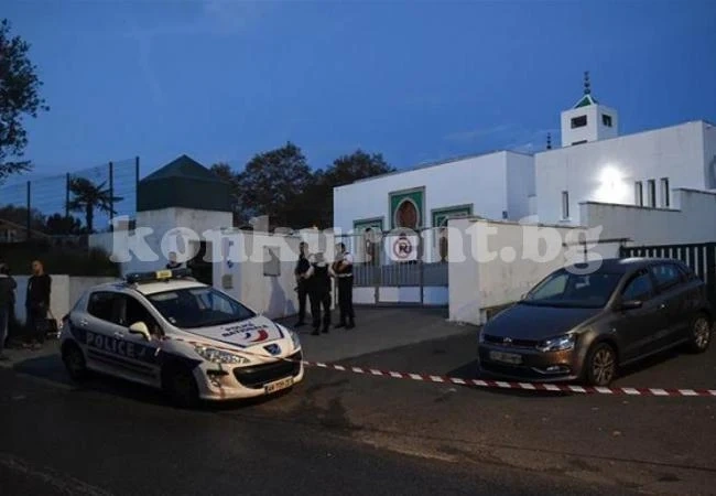 Крайнодесен политик нападна с бомби джамия във Франция