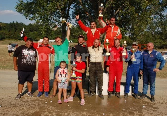 Старт М защити отборната си титла в рали кроса 
