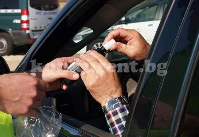 Задържаха водач на градус, който управлявал „Мерцедес“