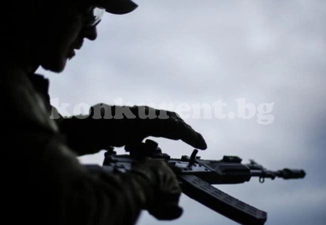 Искали да изнасилят войника, който застреля 8 души в руско поделение