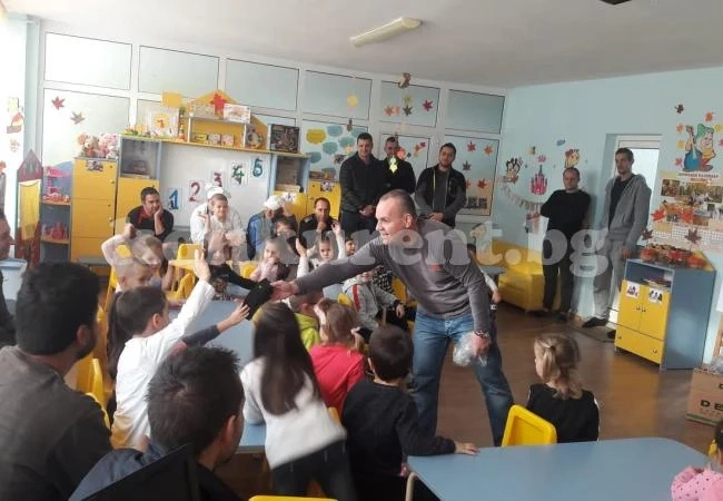 Татковци се забавляваха с децата си в детска градина „Единство Творчество Красота“