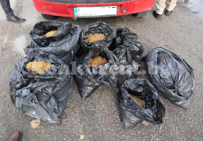 Иззеха чували с контрабанден тютюн (СНИМКИ)
