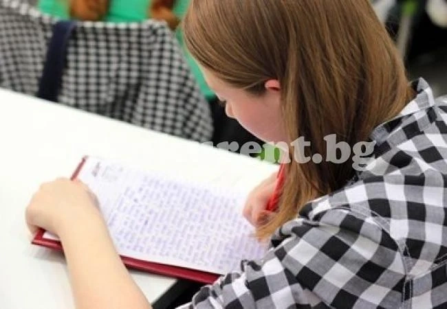 Стартира кампанията за талантливи стипендианти, деца могат да подават документи за кандидатстване