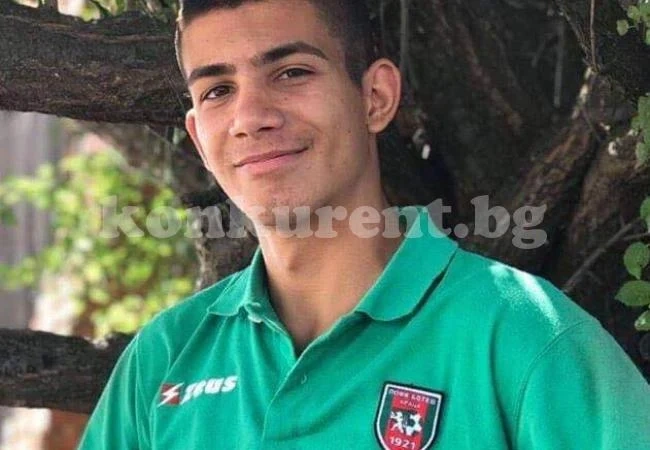 Веско, Велчев, близнаците и компания попиляха Криводол в U17