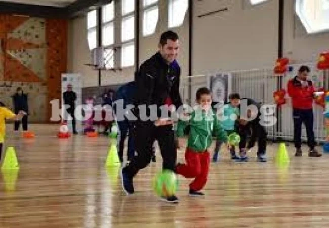 Осмо издание на турнира „Мама, татко и аз”
