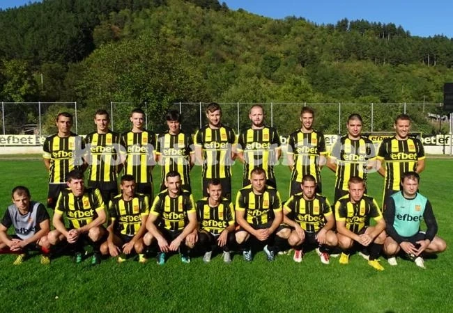 Миньор Кипровец загря с 8:0 в Ерден за Расово